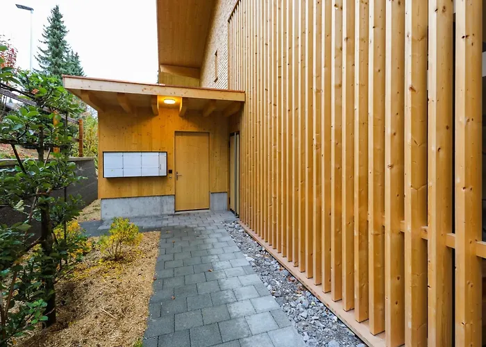 Brunnhorn Eg Nordost By Interhome Lejlighed Zweisimmen